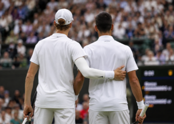 Sinner-Djokovic: oggi la semifinale di Wimbledon. Orario e dove vederla in chiaro